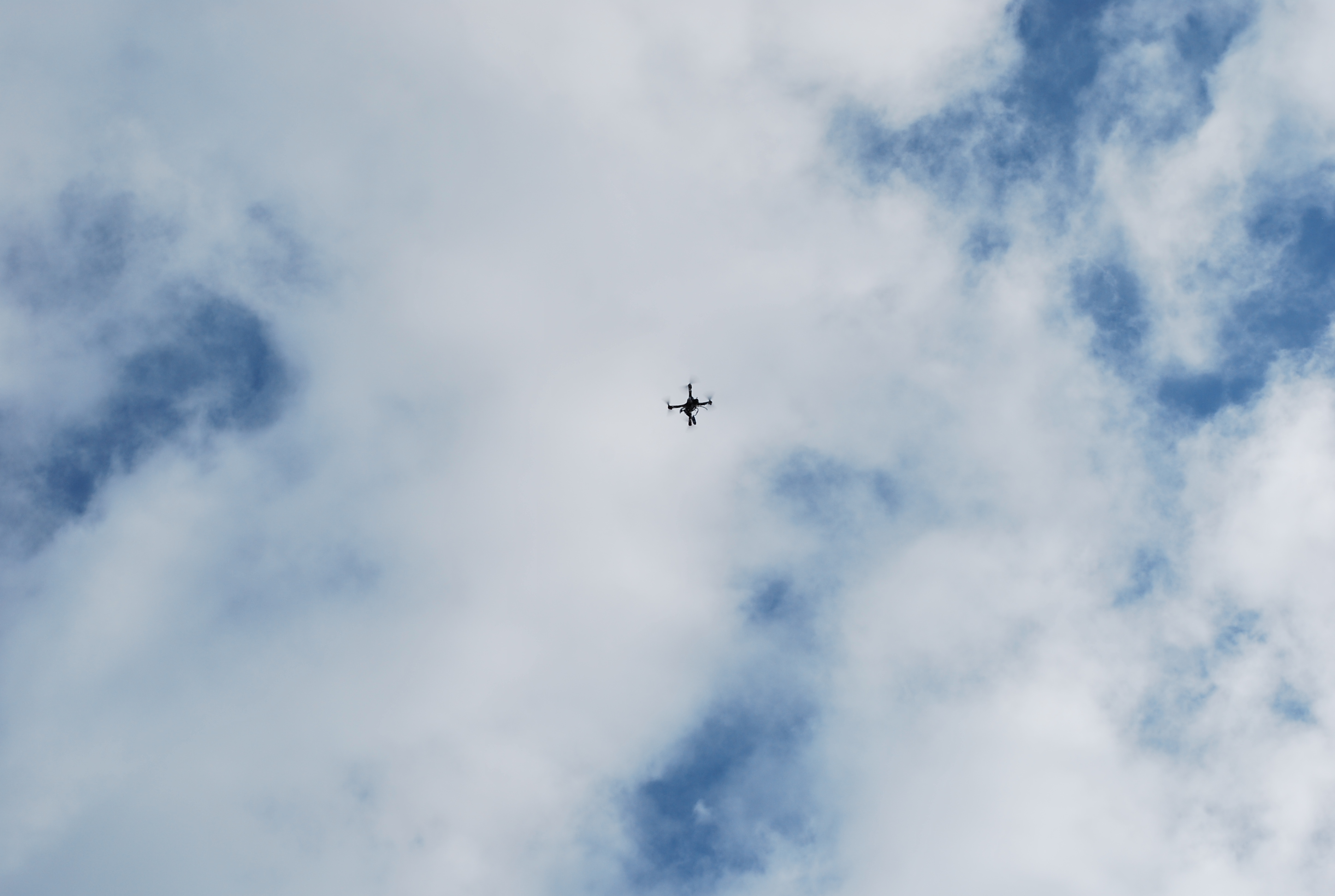 Quadrocopterflug über die BS