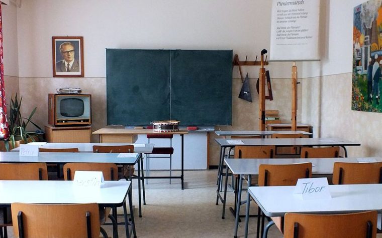 Klassenzimmer – Betreten auf eigene Gefahr